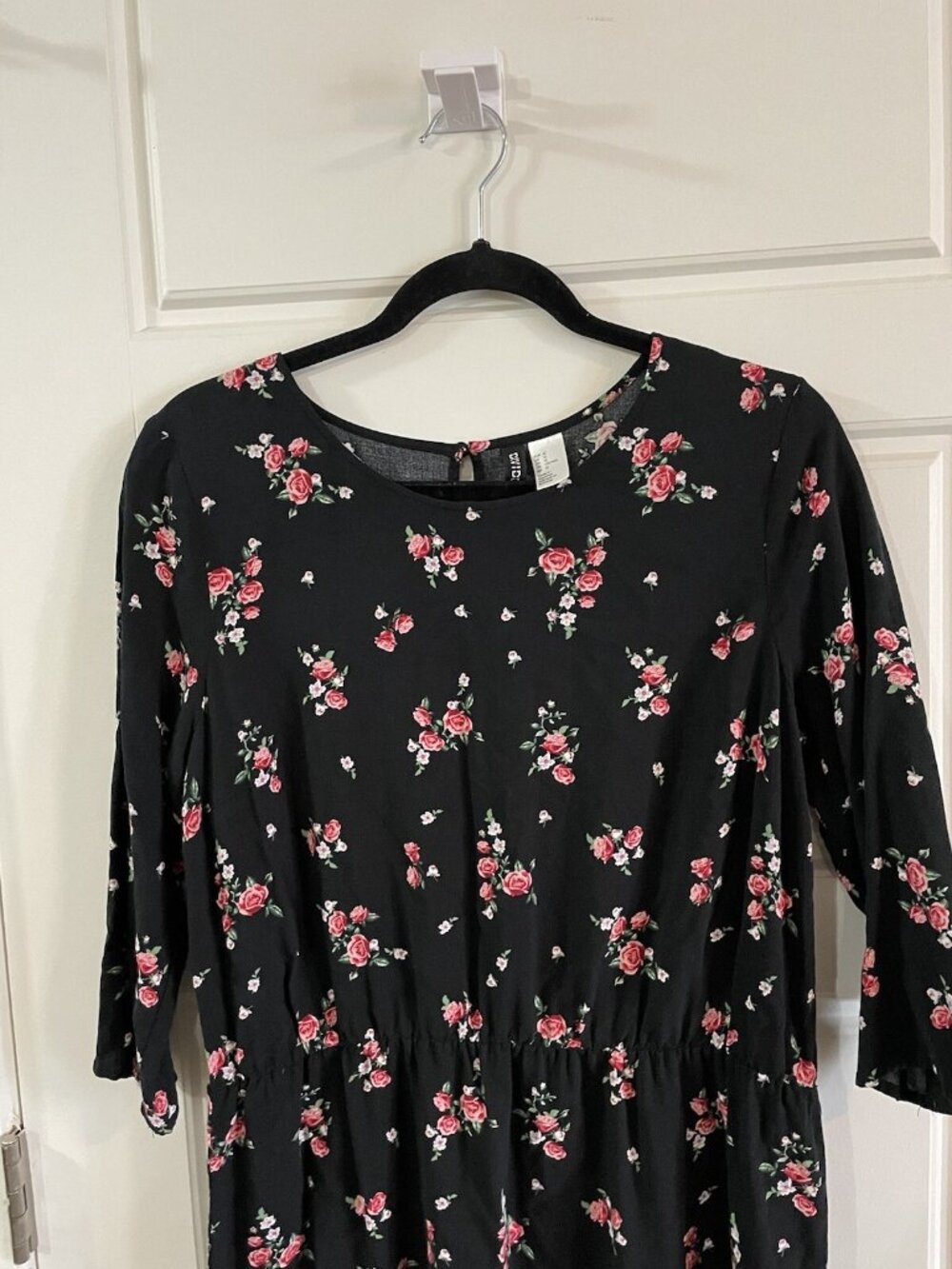 H&M Divided Womens Dress Black Floral Stretch KneeLength 3/4 Sleeve Size 12 - Picture 5 of 16